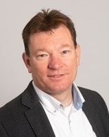 Peter van Dooren rechtop
